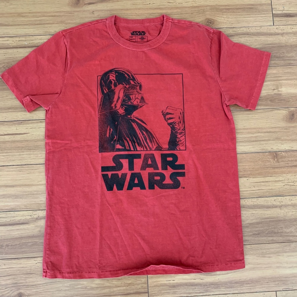 NWOT! Star Wars Men’s S/S Tee